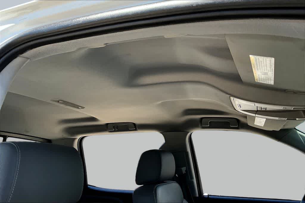 Thumbnail: 2015 Chevrolet Silverado 1500 - 17