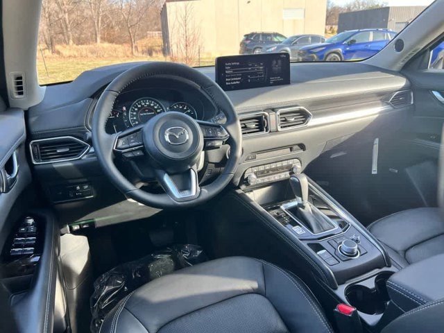 Thumbnail: 2025 Mazda CX-5 - 24