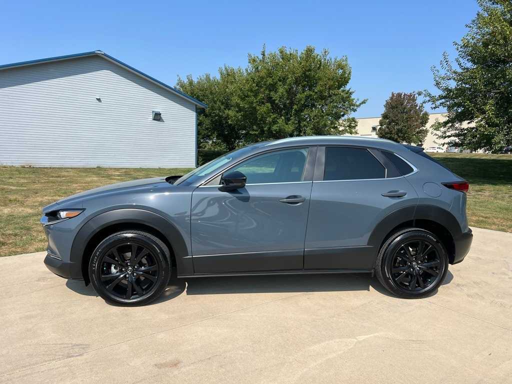 2025 Mazda CX-30 2.5 S Carbon photo 3
