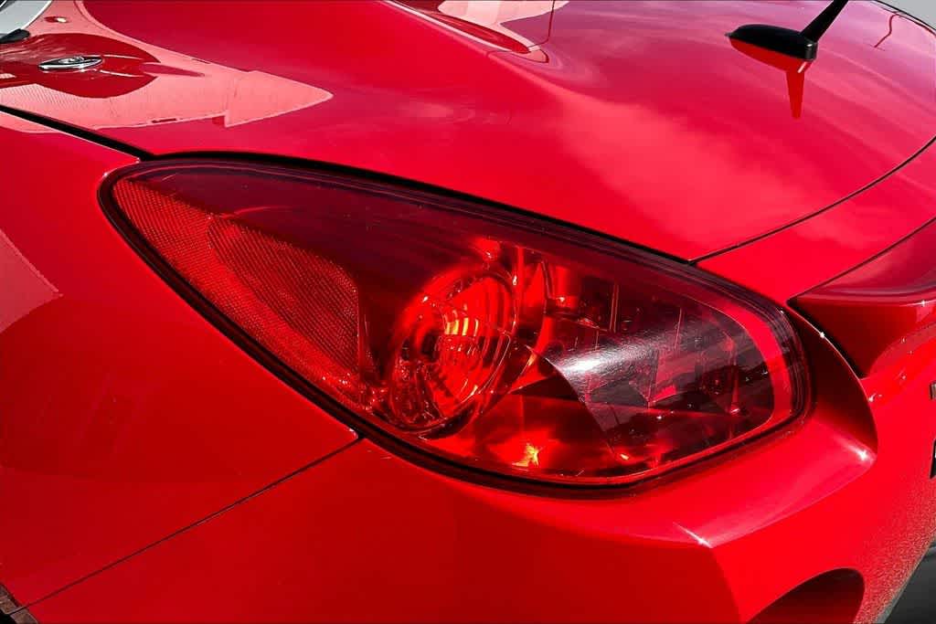 Thumbnail: 2008 Pontiac Solstice - 25