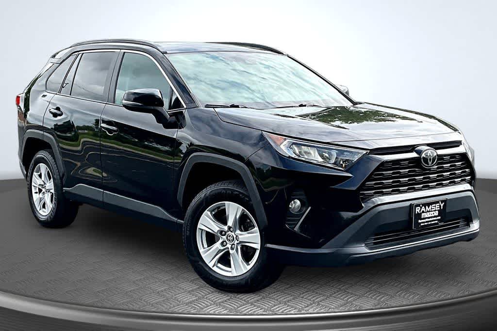 Thumbnail: 2021 Toyota RAV4 - 11