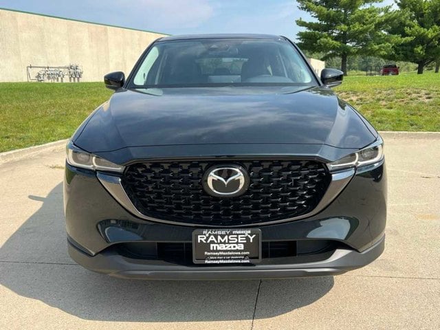 Thumbnail: 2025 Mazda CX-5 - 9