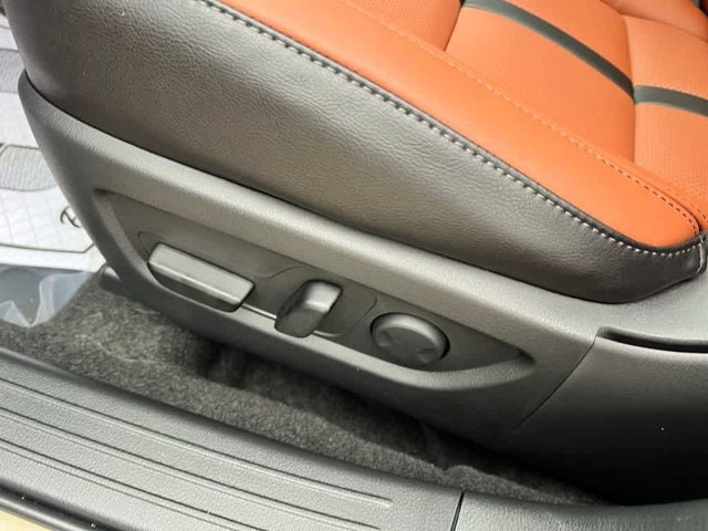 Thumbnail: 2026 Mazda CX-50 - 16