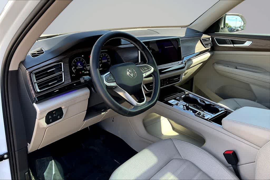 Thumbnail: 2025 Volkswagen Atlas - 12