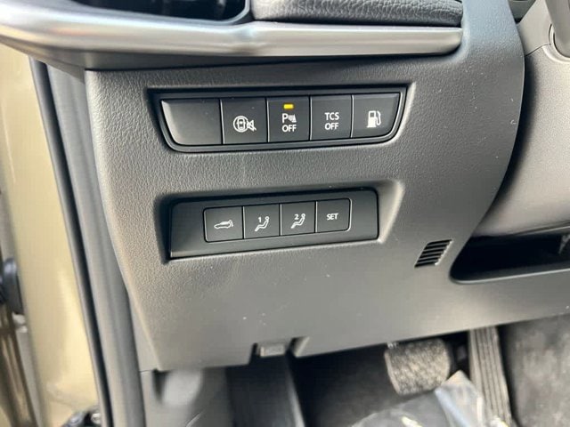 Thumbnail: 2026 Mazda CX-70 - 15