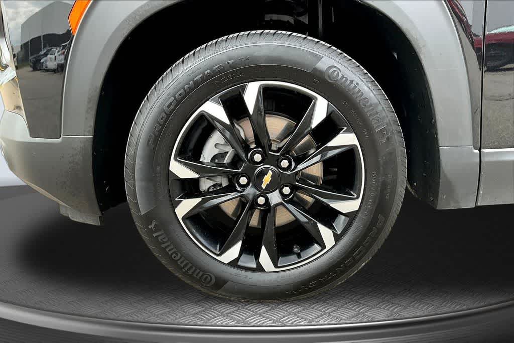 Thumbnail: 2023 Chevrolet TrailBlazer - 6