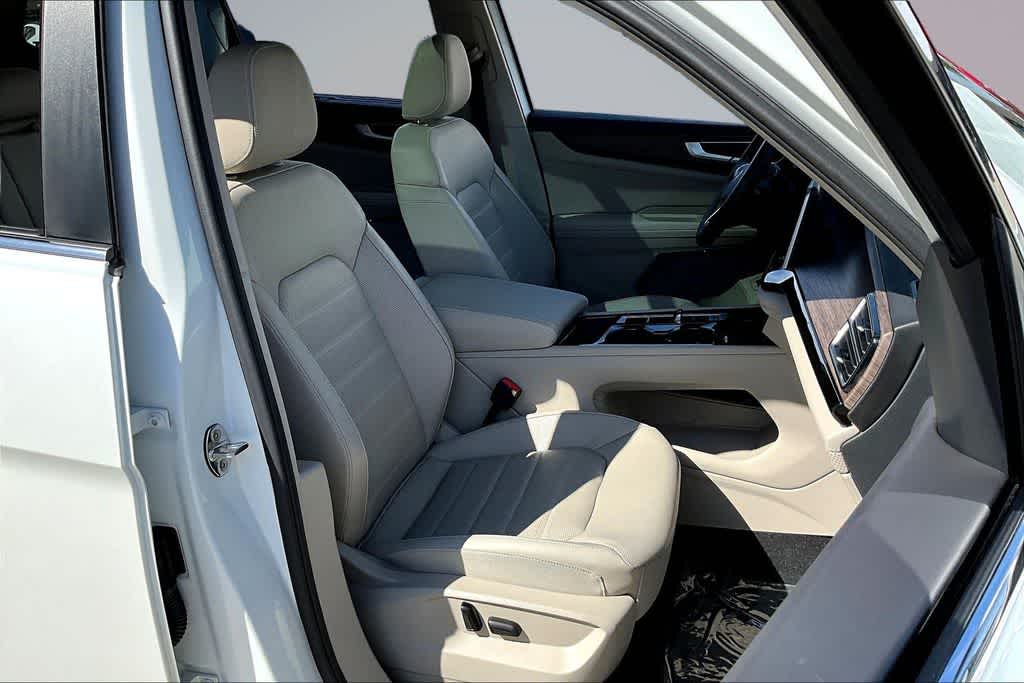 Thumbnail: 2025 Volkswagen Atlas - 6