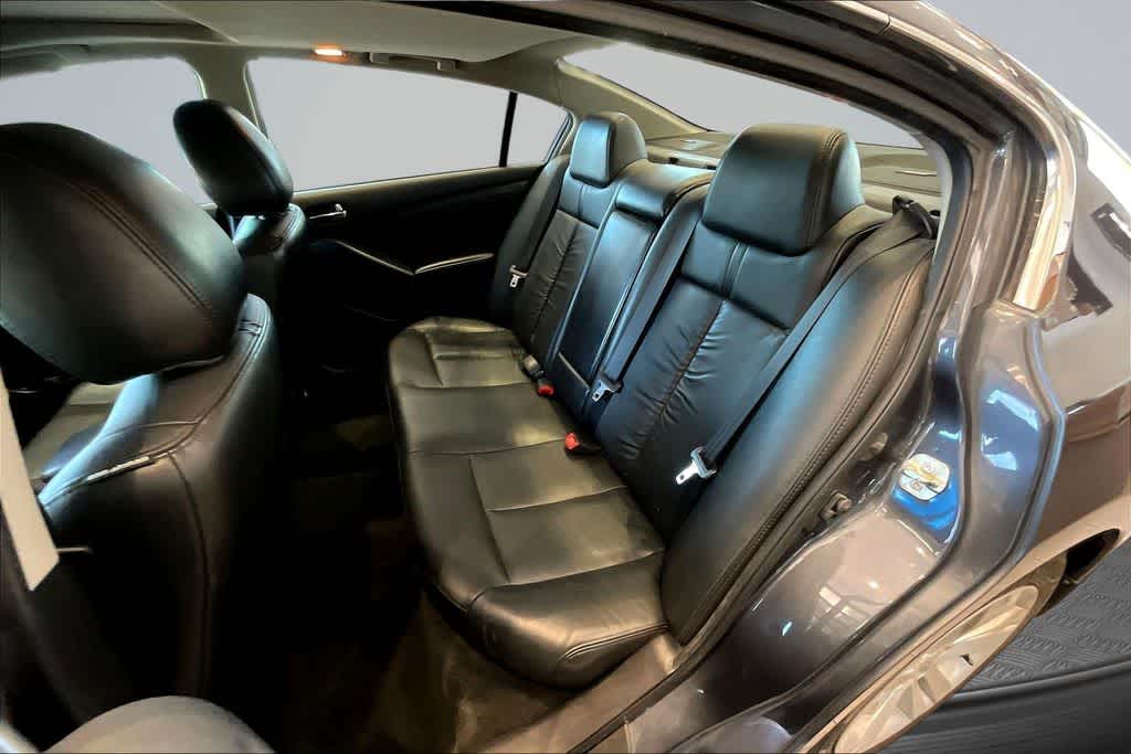 Thumbnail: 2012 Nissan Altima - 27