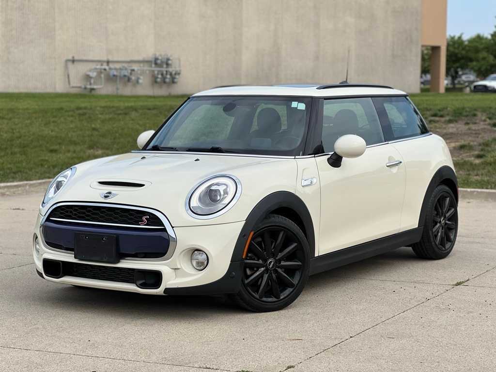 2018 MINI Cooper S's photo