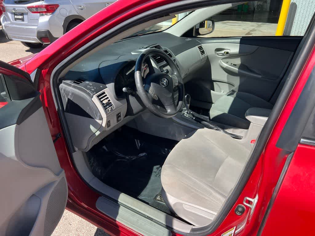 Used 2013 Toyota Corolla LE with VIN 2T1BU4EE6DC025778 for sale in Urbandale, IA