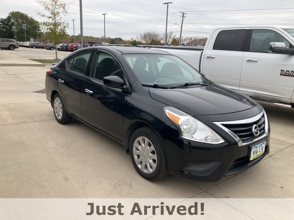 2017 Nissan Versa Sedan SV