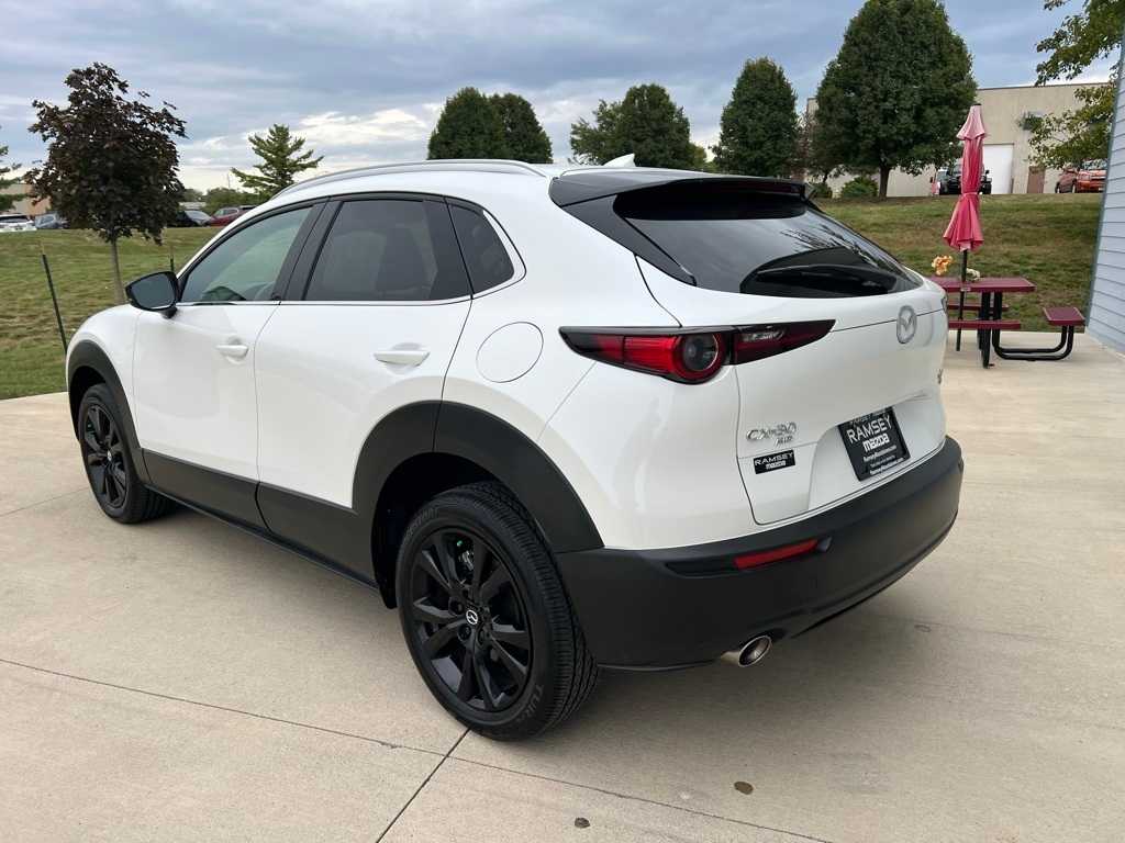 2024 Mazda CX-30 2.5 Turbo Premium photo 4