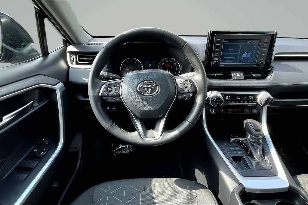 Thumbnail: 2021 Toyota RAV4 - 5
