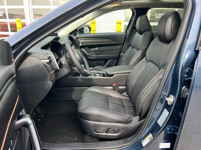 Thumbnail: 2026 Mazda CX-50 - 12