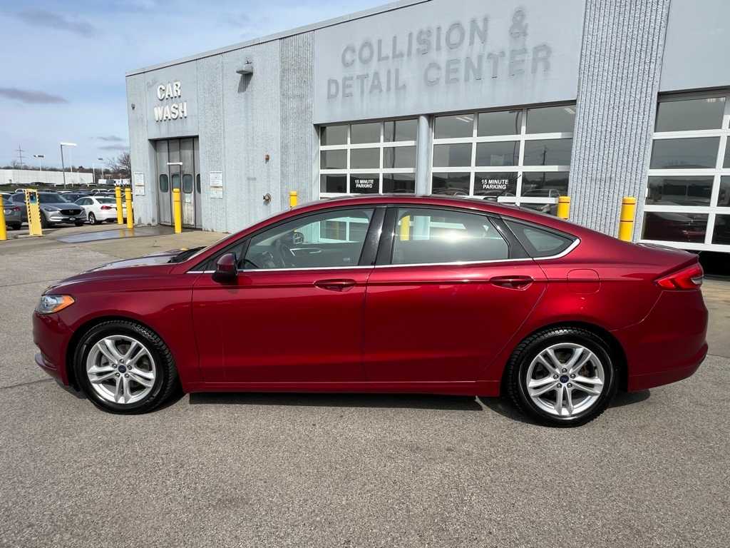 Used 2018 Ford Fusion SE with VIN 3FA6P0HD4JR190437 for sale in Urbandale, IA