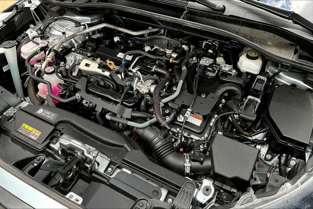 2024 Toyota Corolla Cross S - Photo 34