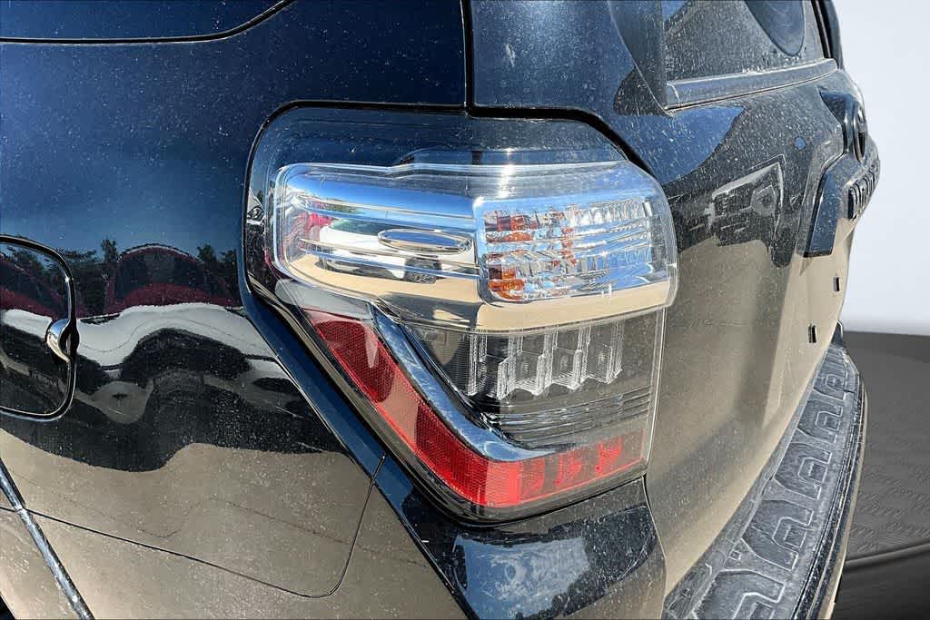 Thumbnail: 2020 Toyota 4Runner - 31