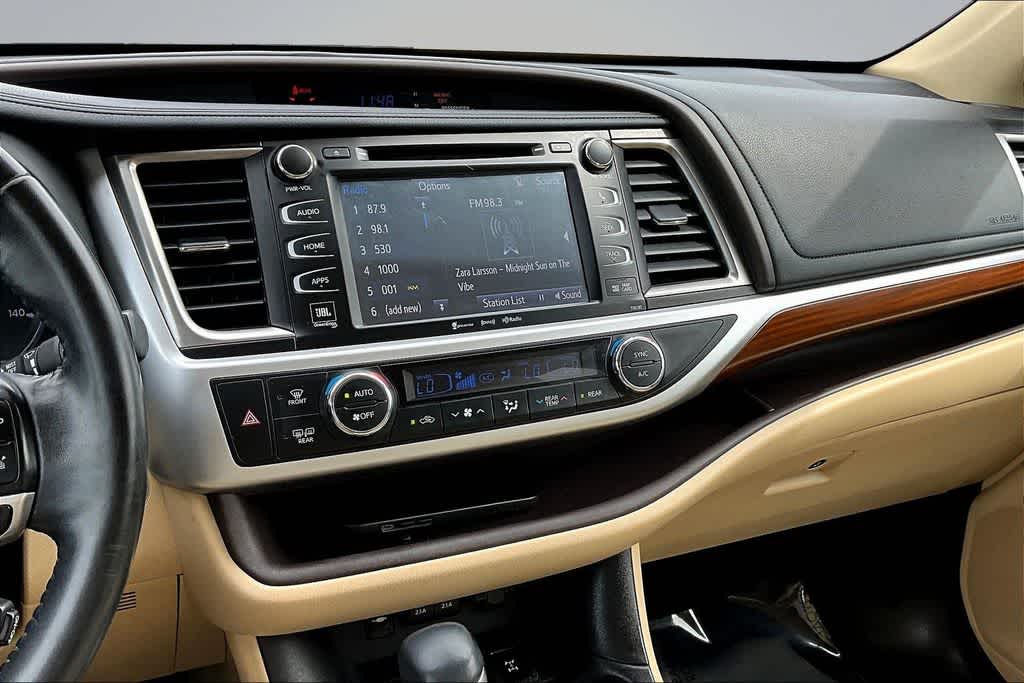Thumbnail: 2018 Toyota Highlander - 6