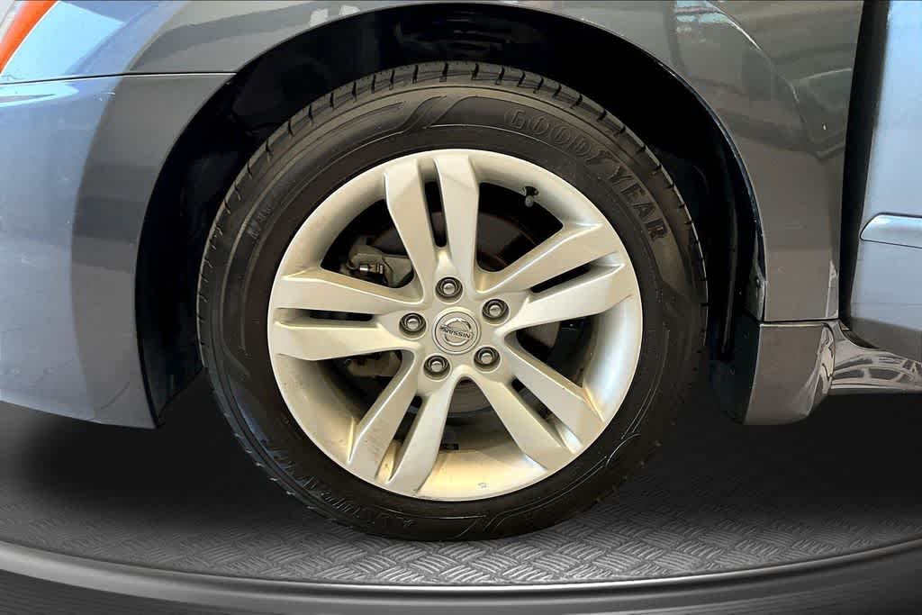 Thumbnail: 2012 Nissan Altima - 7