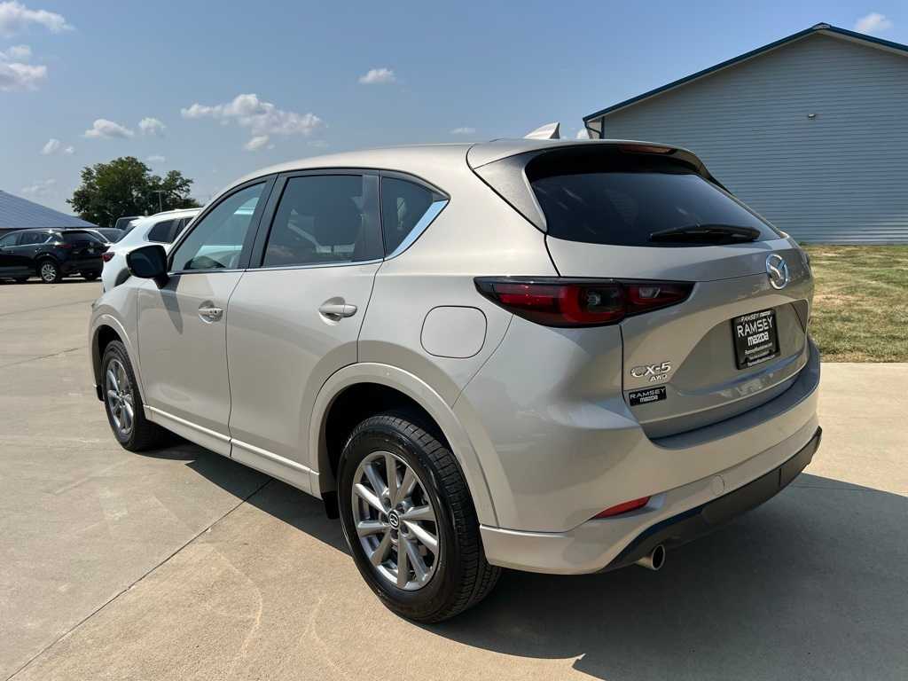 2025 Mazda CX-5 2.5 S Preferred photo 3