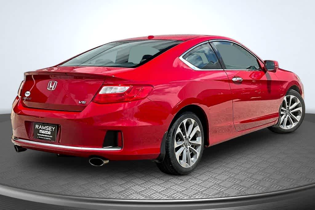 Used 2013 Honda Accord EX-L V6 with VIN 1HGCT2B84DA012611 for sale in Urbandale, IA