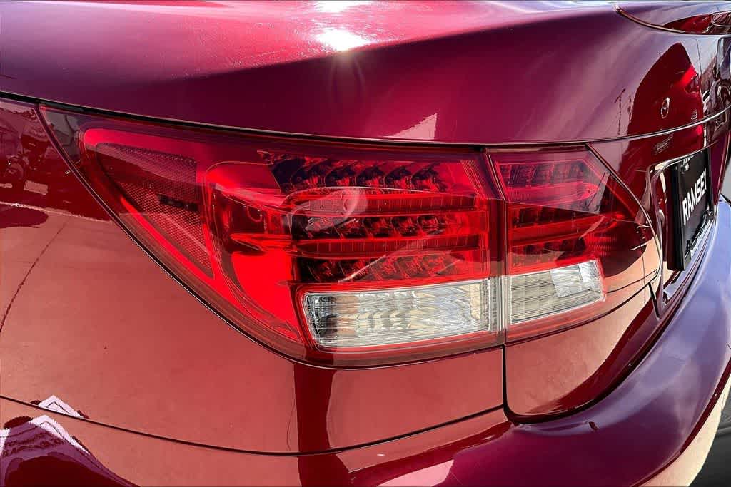Thumbnail: 2011 Lexus IS - 29