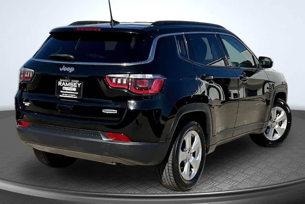 Used 2018 Jeep Compass Latitude with VIN 3C4NJCBB6JT124135 for sale in Urbandale, IA
