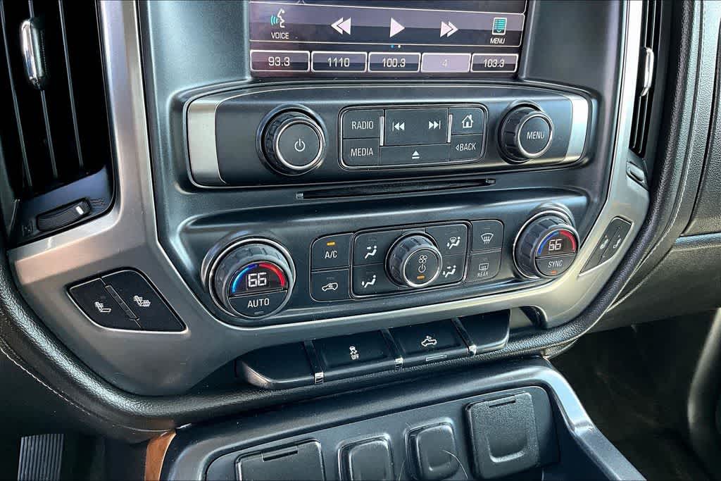 Thumbnail: 2015 Chevrolet Silverado 1500 - 24