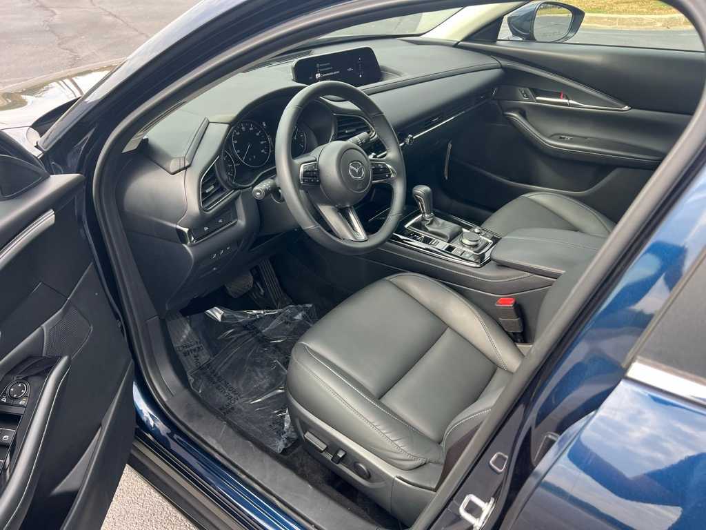 2025 Mazda CX-30 2.5 S Preferred photo 2