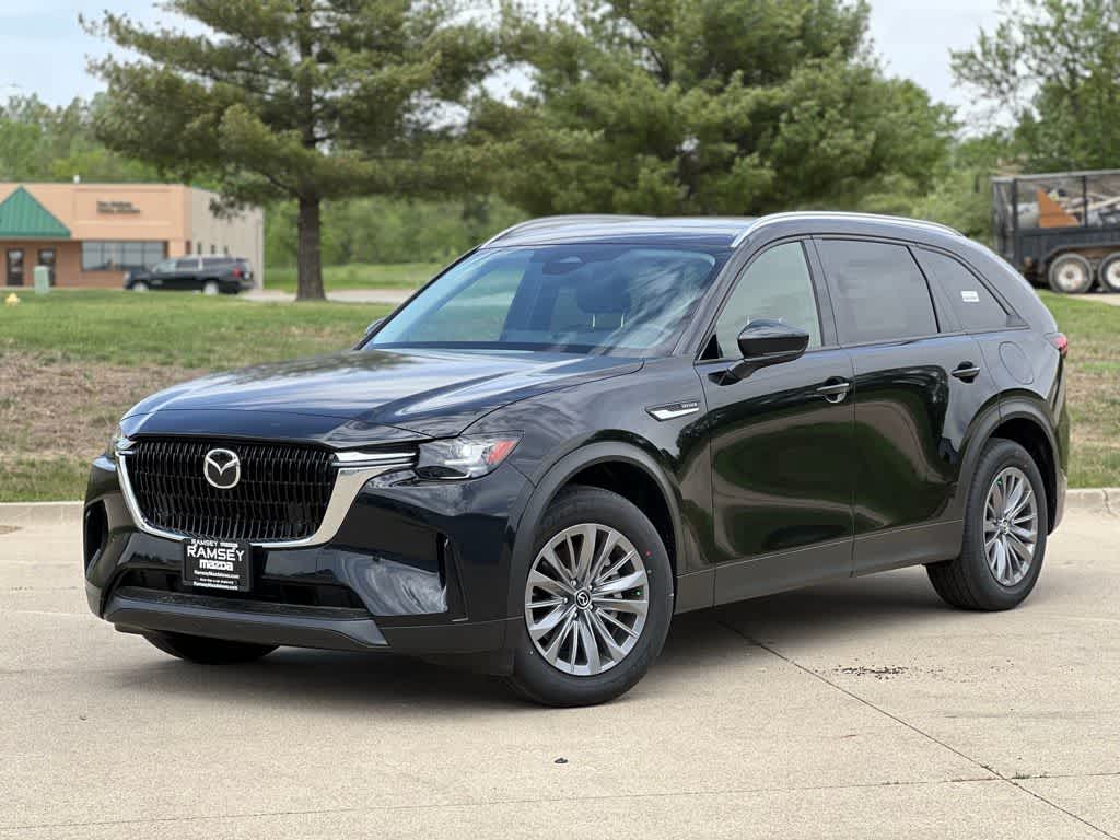 2025 Mazda CX-90 Preferred Package's photo