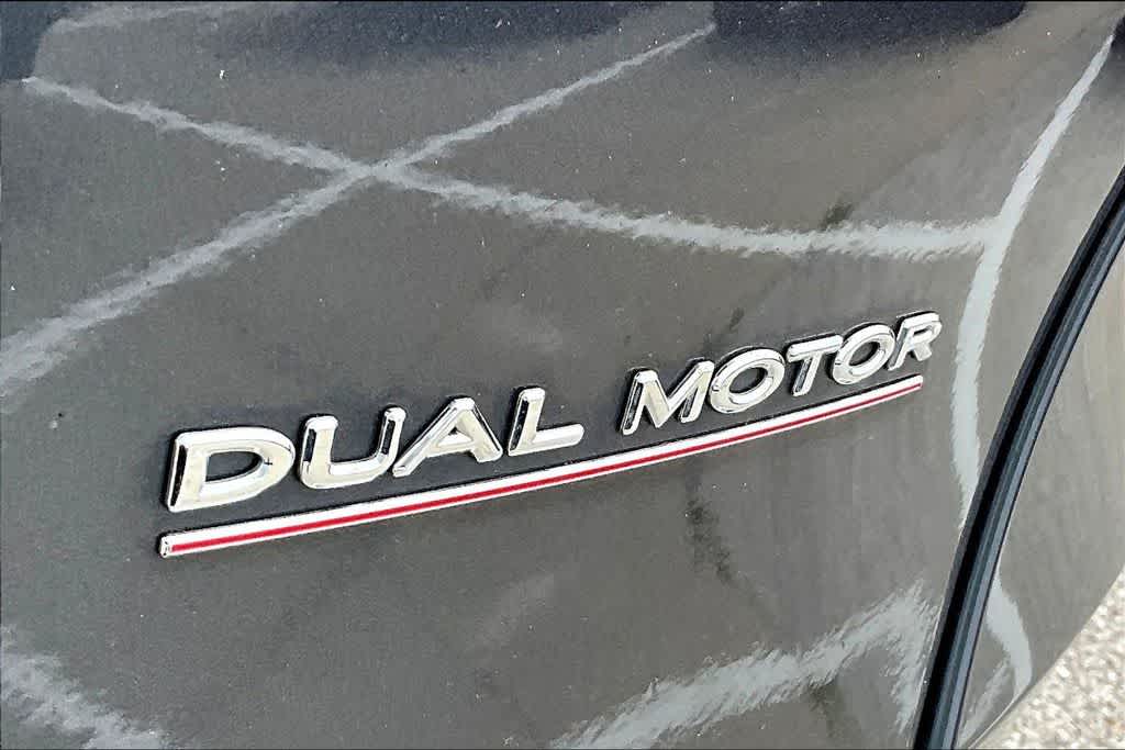 Thumbnail: 2022 Tesla Model Y - 32