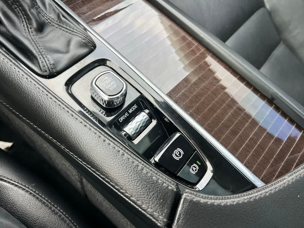 2019 Volvo XC90 Momentum - Photo 38