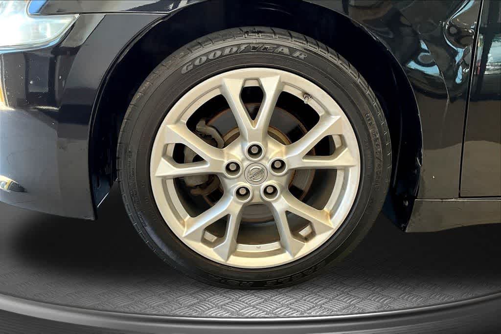 Thumbnail: 2012 Nissan Maxima - 8