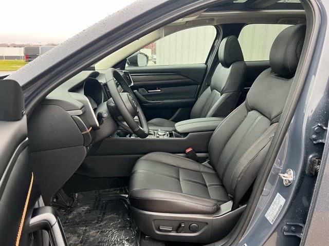 Thumbnail: 2026 Mazda CX-50 - 12