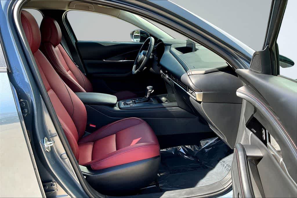 Thumbnail: 2026 Mazda CX-30 - 7