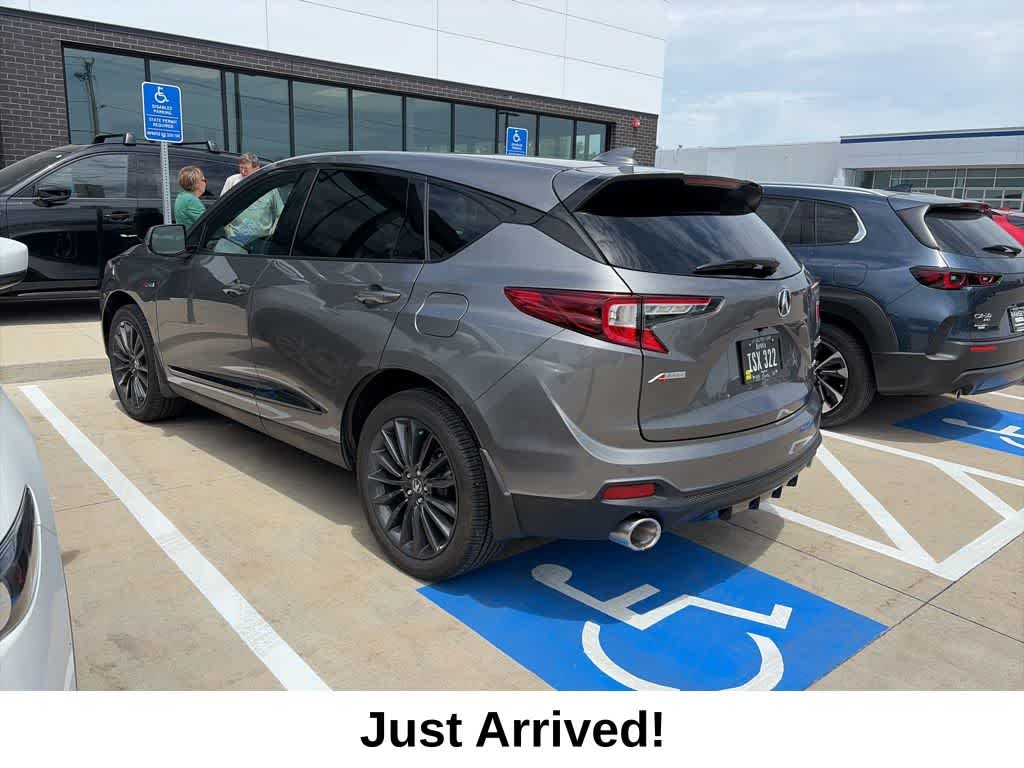 Thumbnail: 2024 Acura RDX - 4