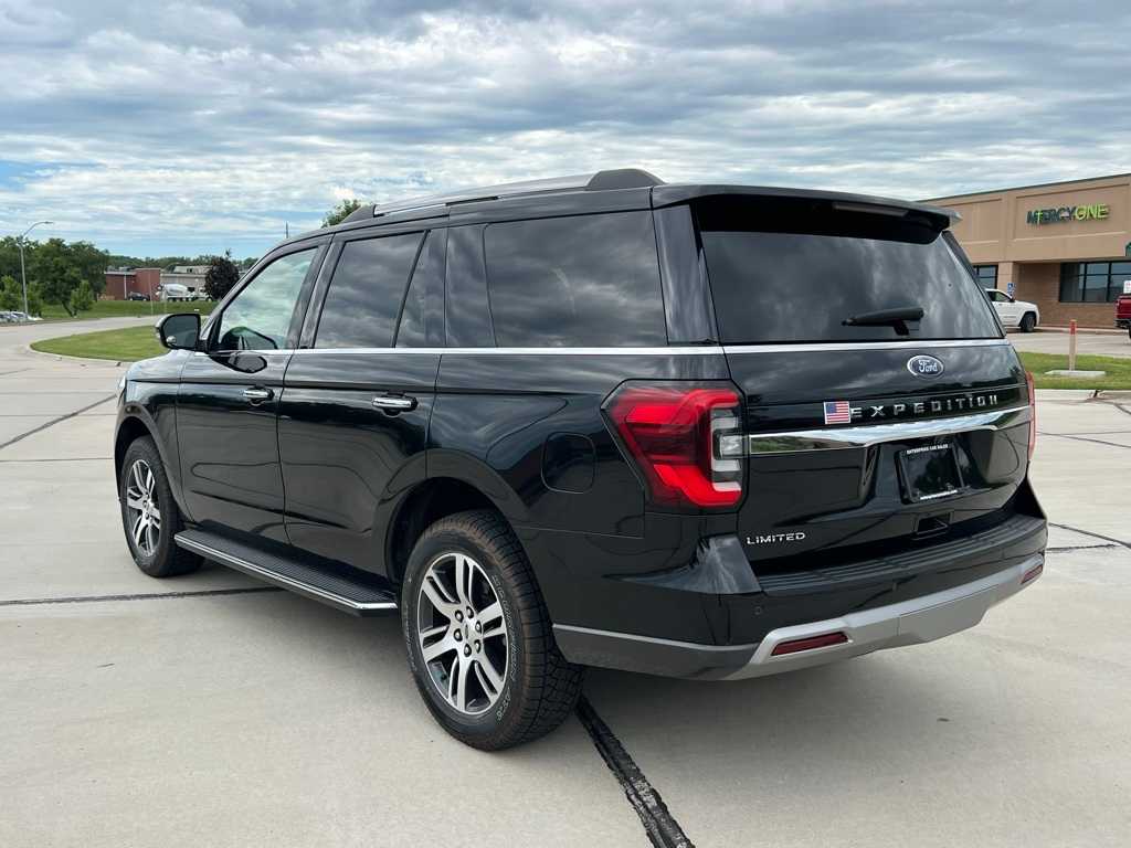 2022 Ford Expedition Limited photo 3