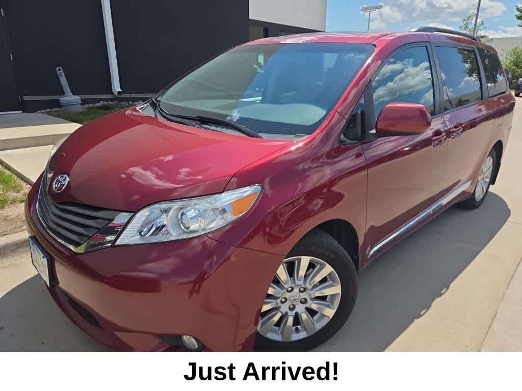 2011 Toyota Sienna XLE -
                  Urbandale, IA