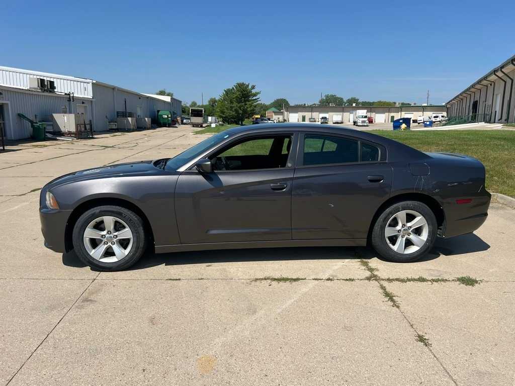 Used 2014 Dodge Charger SE with VIN 2C3CDXBG1EH108607 for sale in Urbandale, IA