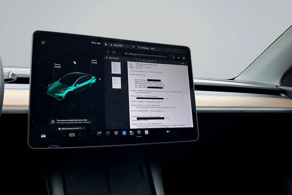 Thumbnail: 2022 Tesla Model Y - 6