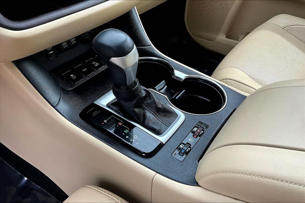 Thumbnail: 2018 Toyota Highlander - 14