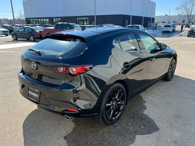 2026 Mazda Mazda3 Premium - Photo 7