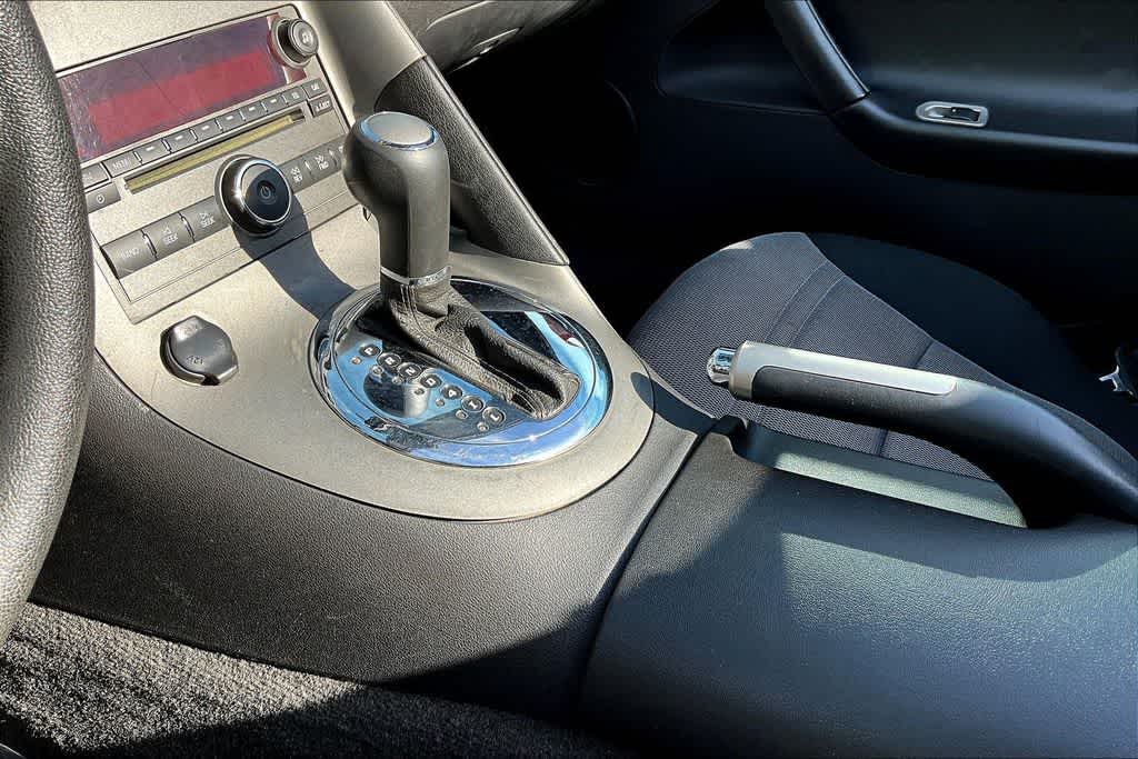 Thumbnail: 2008 Pontiac Solstice - 14