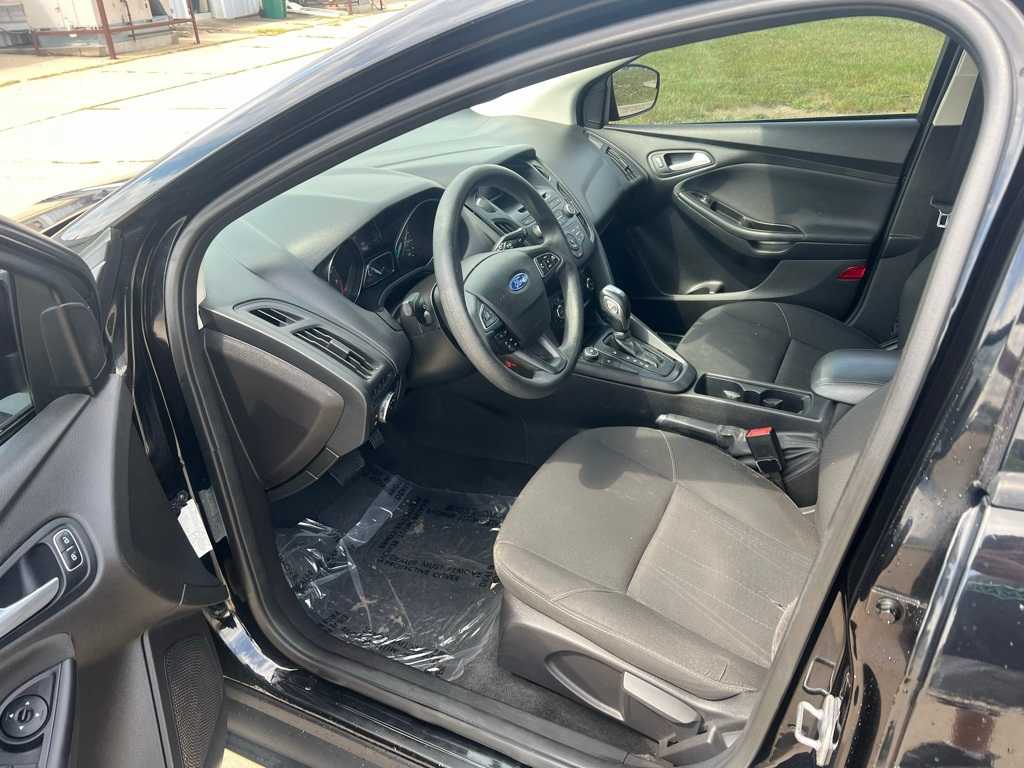 Used 2016 Ford Focus SE with VIN 1FADP3KE7GL203652 for sale in Urbandale, IA