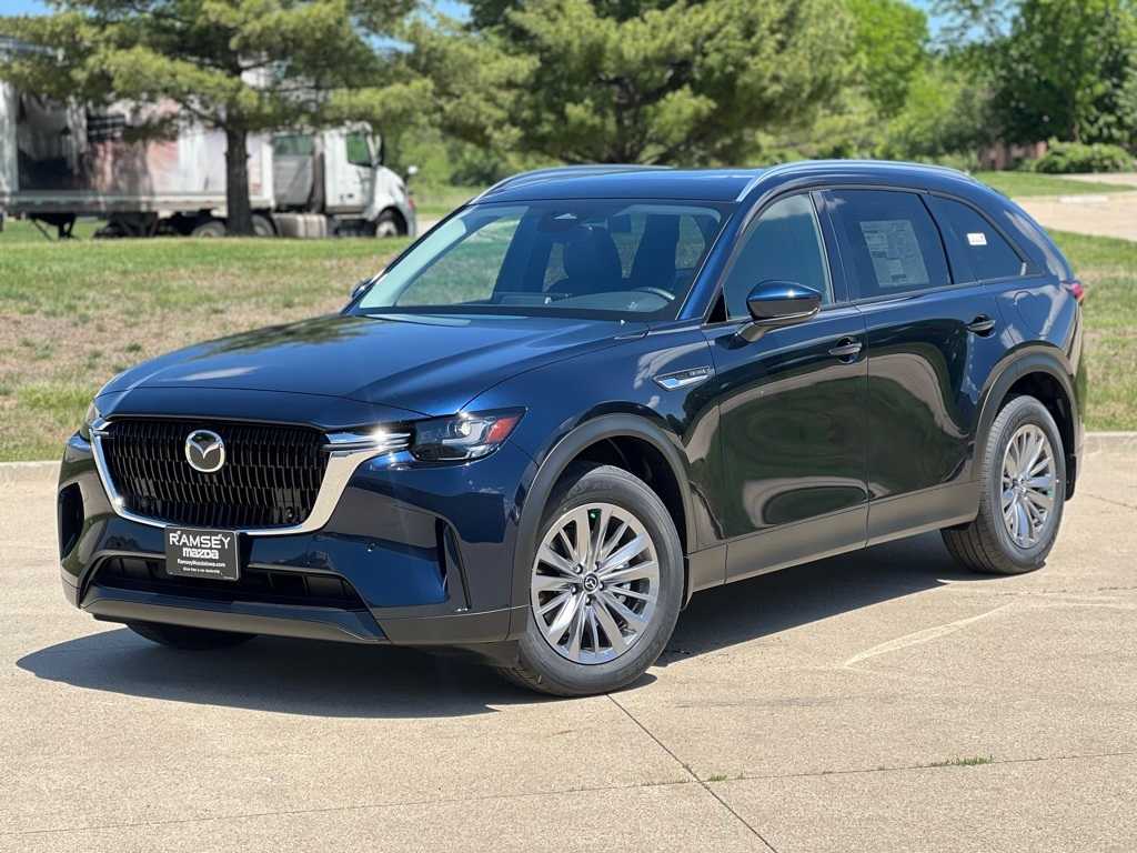 2025 Mazda CX-90 Preferred Package's photo