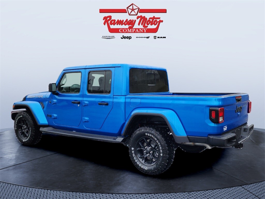 2025 Jeep Gladiator Sport photo 3