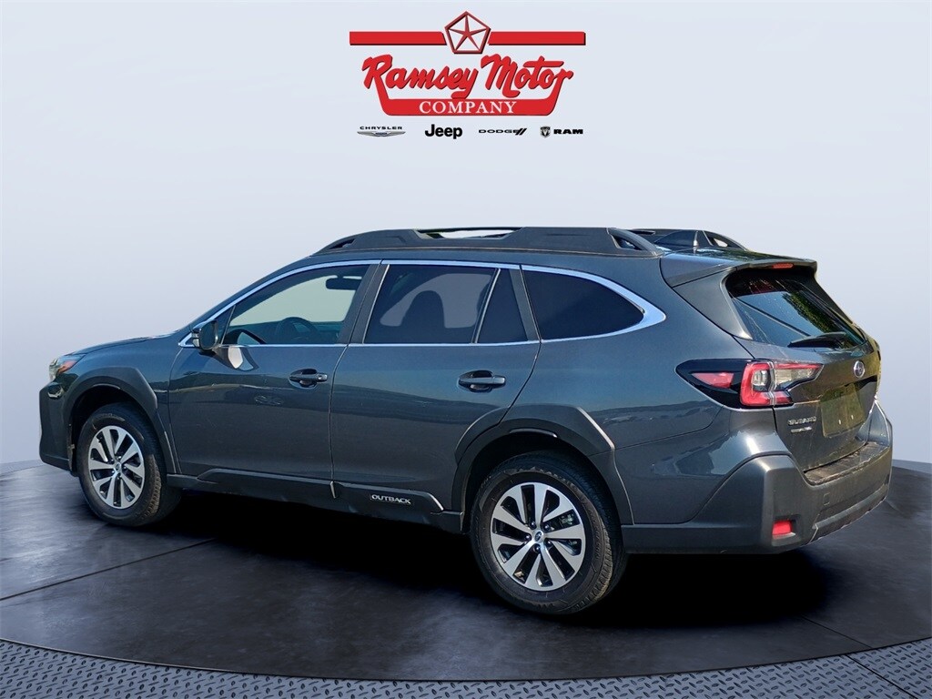 2024 Subaru Outback Premium photo 3