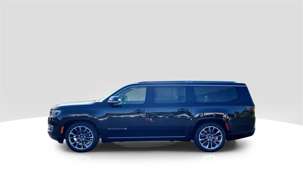 2024 Jeep Wagoneer L Series III photo 2