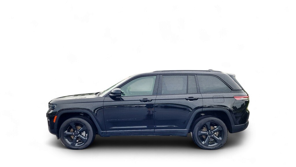 2024 Jeep Grand Cherokee Altitude X photo 2
