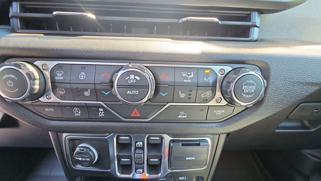 2026 Jeep Wrangler 4-Door Sport S - Photo 23